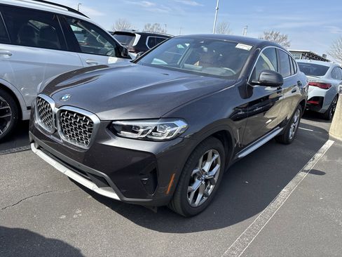 Used 2025 BMW X4 xDrive30i image 7