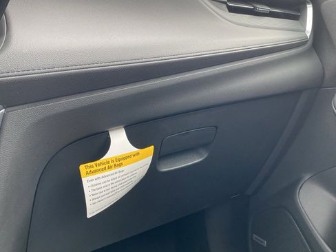 Used 2024 Buick Encore GX Avenir w/ Avenir Technology Package image 36