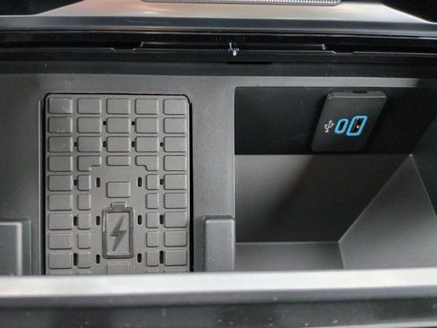 New 2026 Ford F250 Platinum image 25