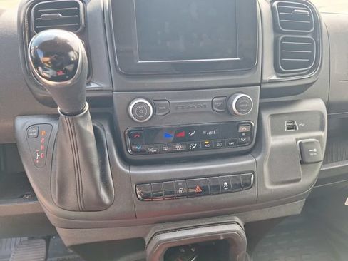 Used 2025 RAM ProMaster 2500 w/ U-Haul Equipment Group FWD image 24