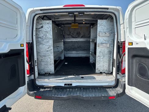Used 2016 Ford Transit 250 130 Low Roof RWD image 38