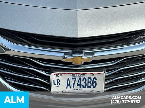 Used 2024 Chevrolet Malibu LT FWD image 5
