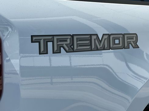 New 2026 Ford F250 Lariat w/ Tremor Off-Road Package image 25