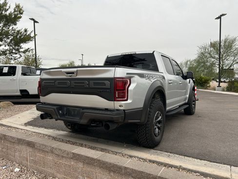Used 2019 Ford F150 Raptor w/ Equipment Group 802A Luxury image 3