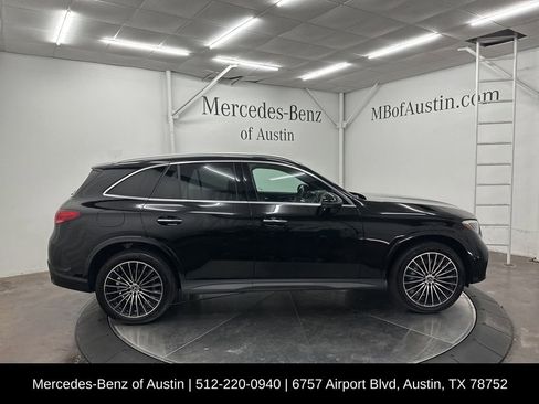 Certified 2023 Mercedes-Benz GLC 300 image 9