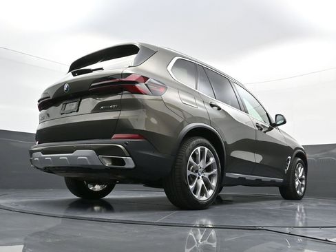 Used 2025 BMW X5 xDrive40i image 28