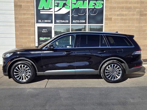 Used 2024 Lincoln Aviator Reserve image 2