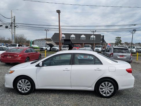 Used 2013 Toyota Corolla LE image 4