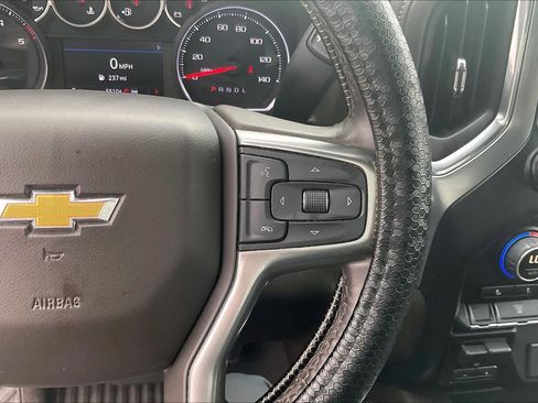 Certified 2022 Chevrolet Silverado 2500 LT w/ Convenience Package image 22