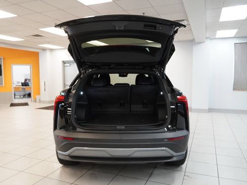 New 2025 Chevrolet Blazer EV LT AWD/4WD image 9