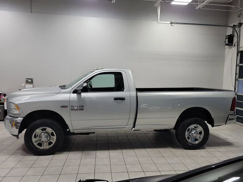 Used 2017 RAM 2500 Tradesman w/ Chrome Appearance Group image 11