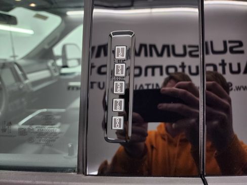 Used 2021 Ford F350 Lariat w/ Lariat Ultimate Package image 43