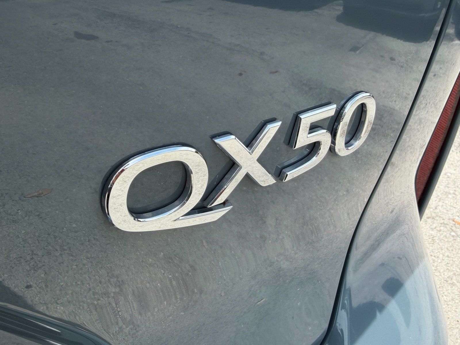 Used 2022 INFINITI QX50 Essential FWD image 9