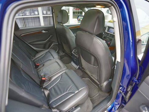 Used 2015 Audi Q5 2.0T Premium Plus w/ Technology Package AWD/4WD image 18