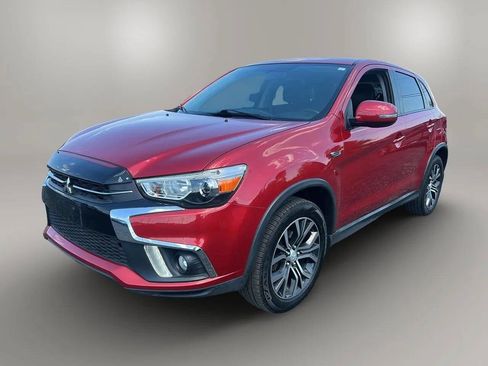 Used 2018 Mitsubishi Outlander Sport SE FWD image 3