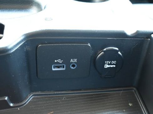 Used 2015 RAM 1500 Express AWD/4WD image 27
