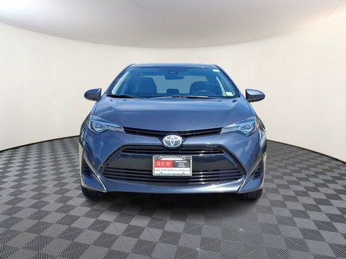 Certified 2018 Toyota Corolla LE FWD image 3