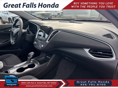 Used 2024 Chevrolet Malibu LT image 29