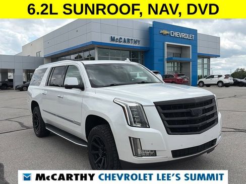 Used 2016 Cadillac Escalade ESV Luxury AWD/4WD image 1