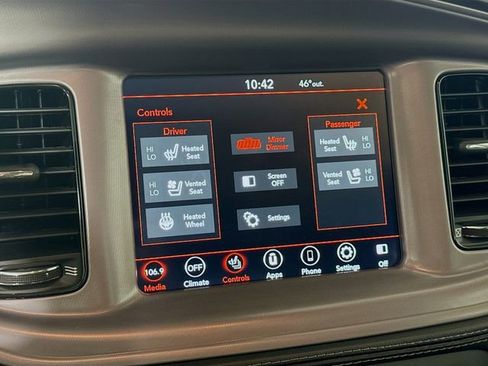 Used 2023 Dodge Charger R/T w/ Plus Group image 19