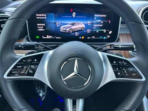 Used 2025 Mercedes-Benz C 300 4MATIC Sedan image 30