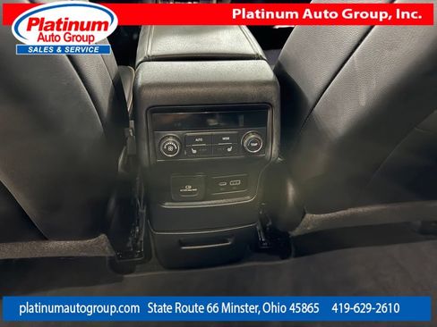 Used 2021 GMC Acadia Denali w/ Denali Ultimate Package AWD/4WD image 32