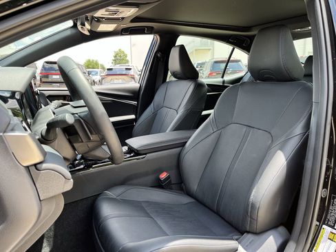 Used 2026 Toyota Camry XSE w/ Premium Plus Package FWD image 23