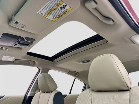 Used 2021 Subaru Legacy Limited XT image 23