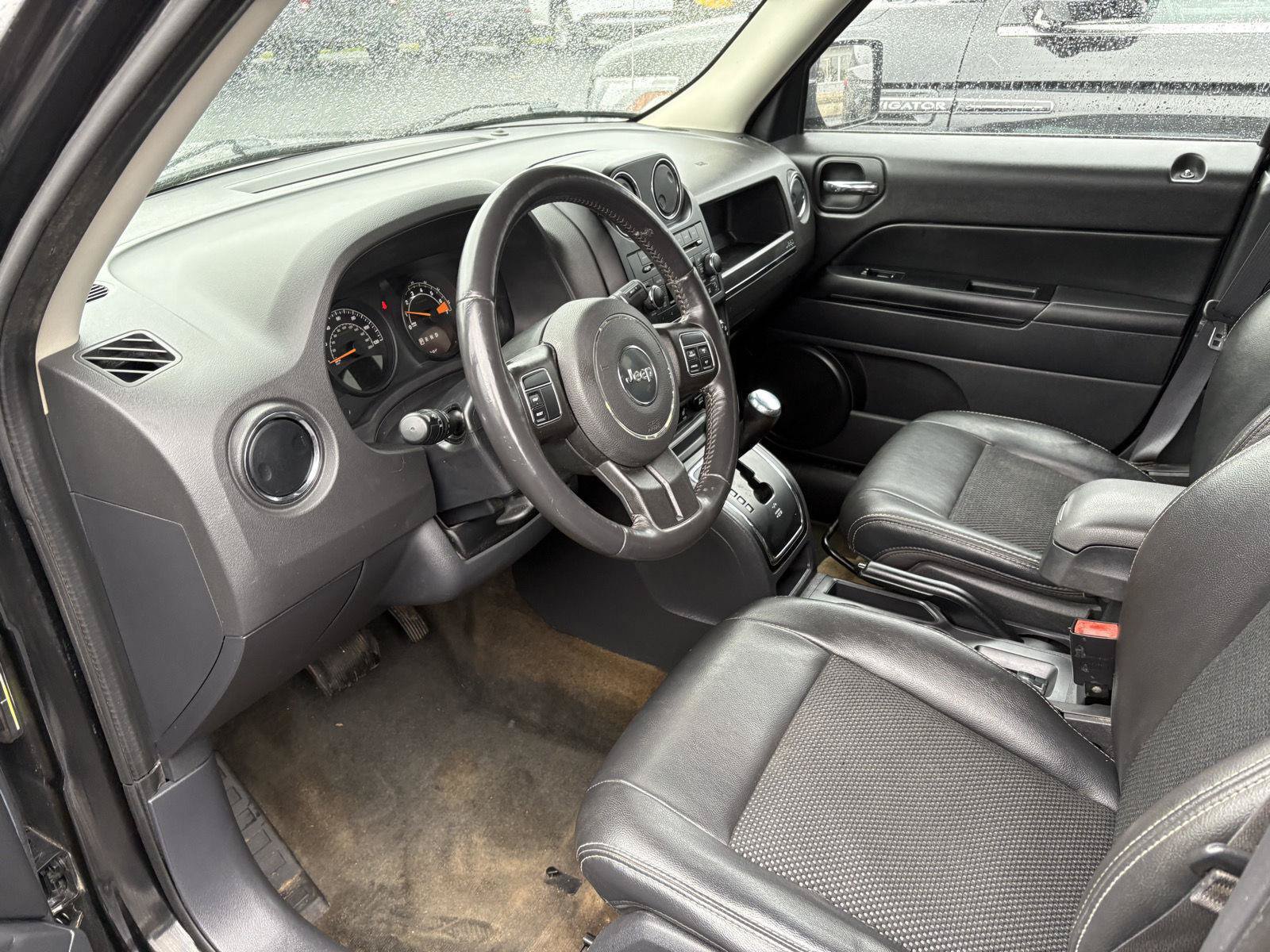 Used 2017 Jeep Patriot Sport w/ Power Value Group AWD/4WD image 7