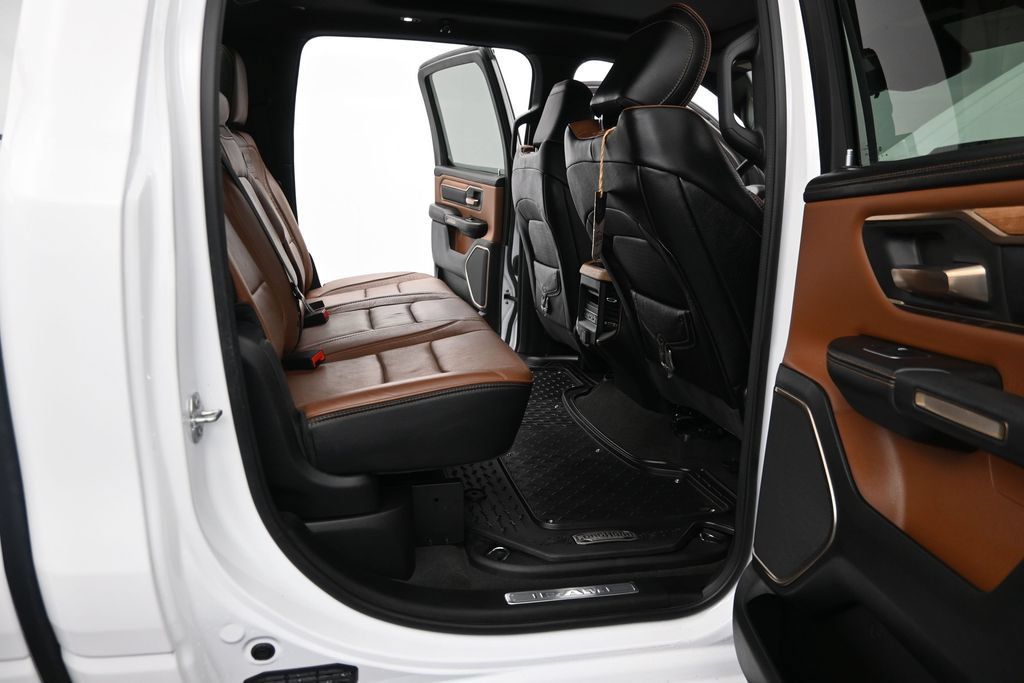 Used 2023 RAM 1500 Limited AWD/4WD image 13