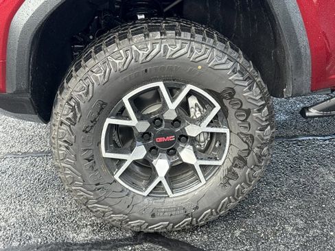 New 2026 GMC Canyon AT4X image 17