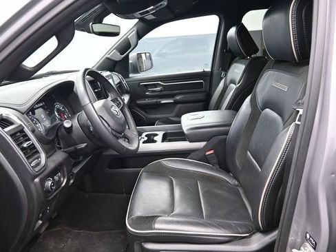 Used 2025 RAM 1500 Laramie image 15
