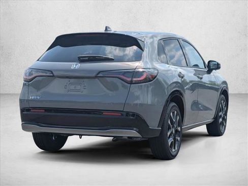 Used 2027 Honda HR-V EX-L image 2