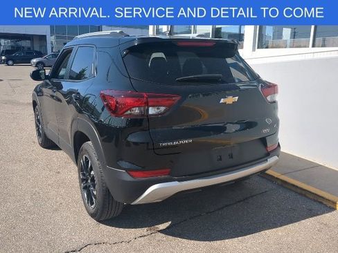 Certified 2023 Chevrolet TrailBlazer LT w/ Convenience Package FWD image 4