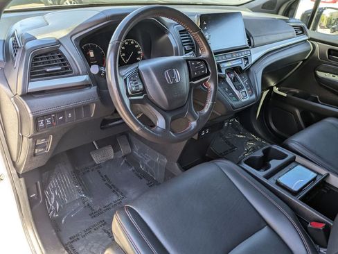 Used 2025 Honda Odyssey Sport-L image 14