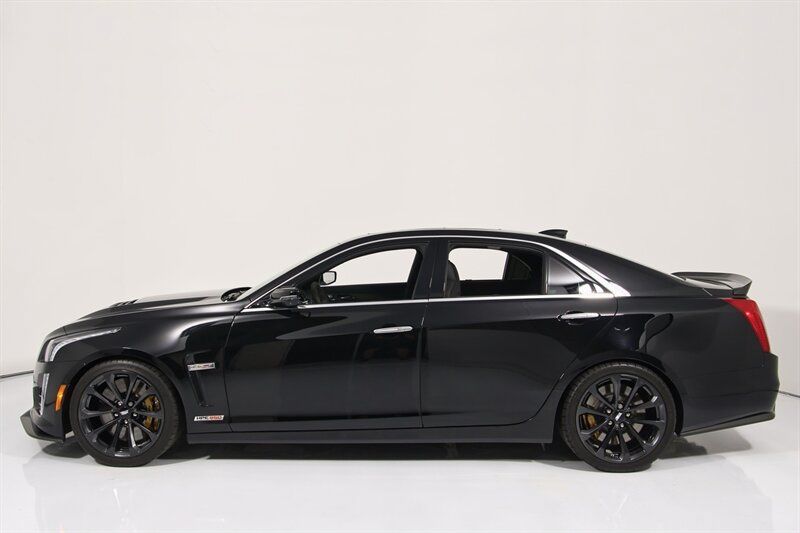 Used 2018 Cadillac CTS V w/ Carbon Fiber Package RWD image 5