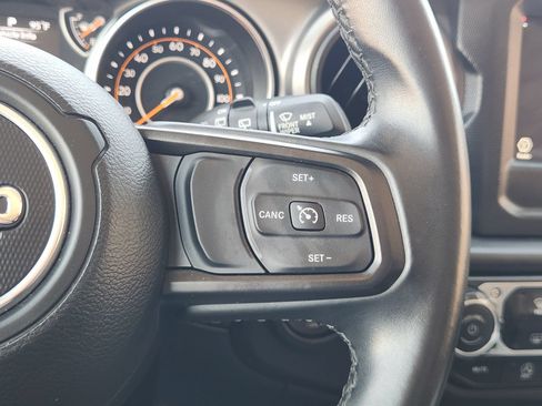 Used 2022 Jeep Wrangler Sport AWD/4WD image 27