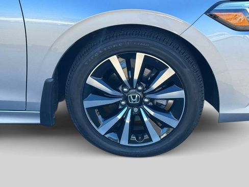 Certified 2024 Honda Civic EX image 6