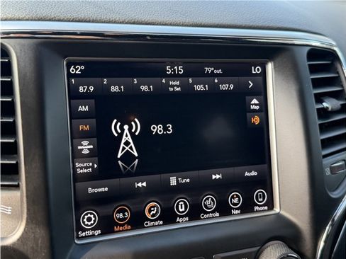Used 2018 Jeep Grand Cherokee Trailhawk AWD/4WD image 43