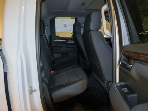 New 2026 GMC Sierra 1500 Elevation image 26