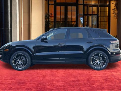 Used 2022 Porsche Cayenne E-Hybrid AWD/4WD image 2