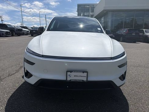 Used 2026 Tesla Model Y Performance AWD/4WD image 14