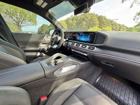 Used 2025 Mercedes-Benz GLE 53 AMG 4MATIC Coupe image 19