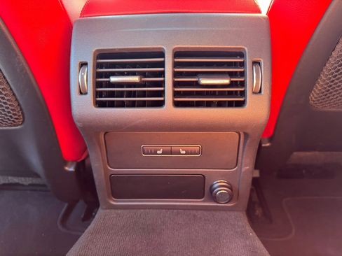 Used 2016 Jaguar XF S image 21