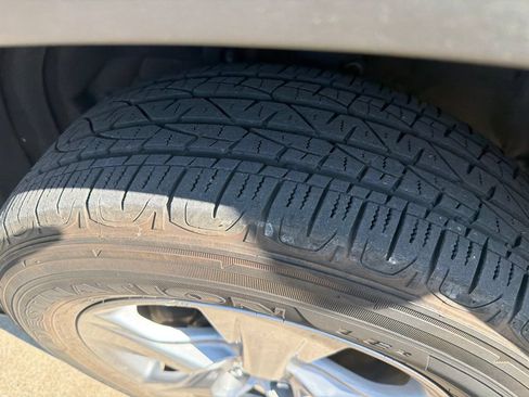 Used 2022 Toyota RAV4 XLE AWD/4WD image 14