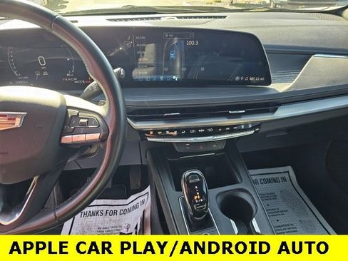 Used 2024 Cadillac XT4 Premium Luxury image 17
