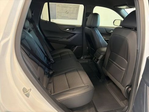 New 2026 Chevrolet Equinox LT image 29