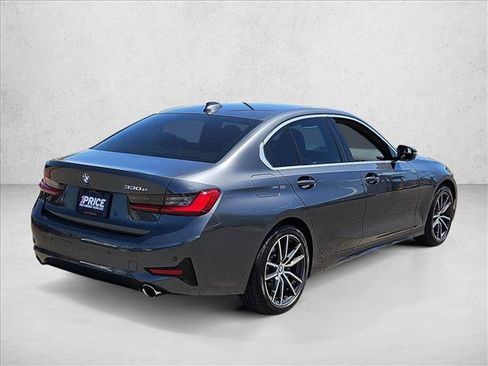 Used 2021 BMW 330e w/ Driving Assistance Package RWD image 5