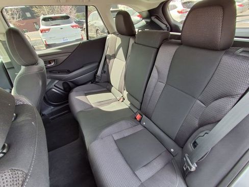 Used 2025 Subaru Outback Premium w/ Popular Package #1A image 15