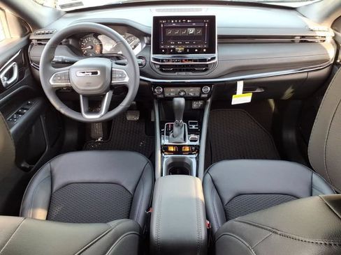New 2026 Jeep Compass Latitude AWD/4WD image 6